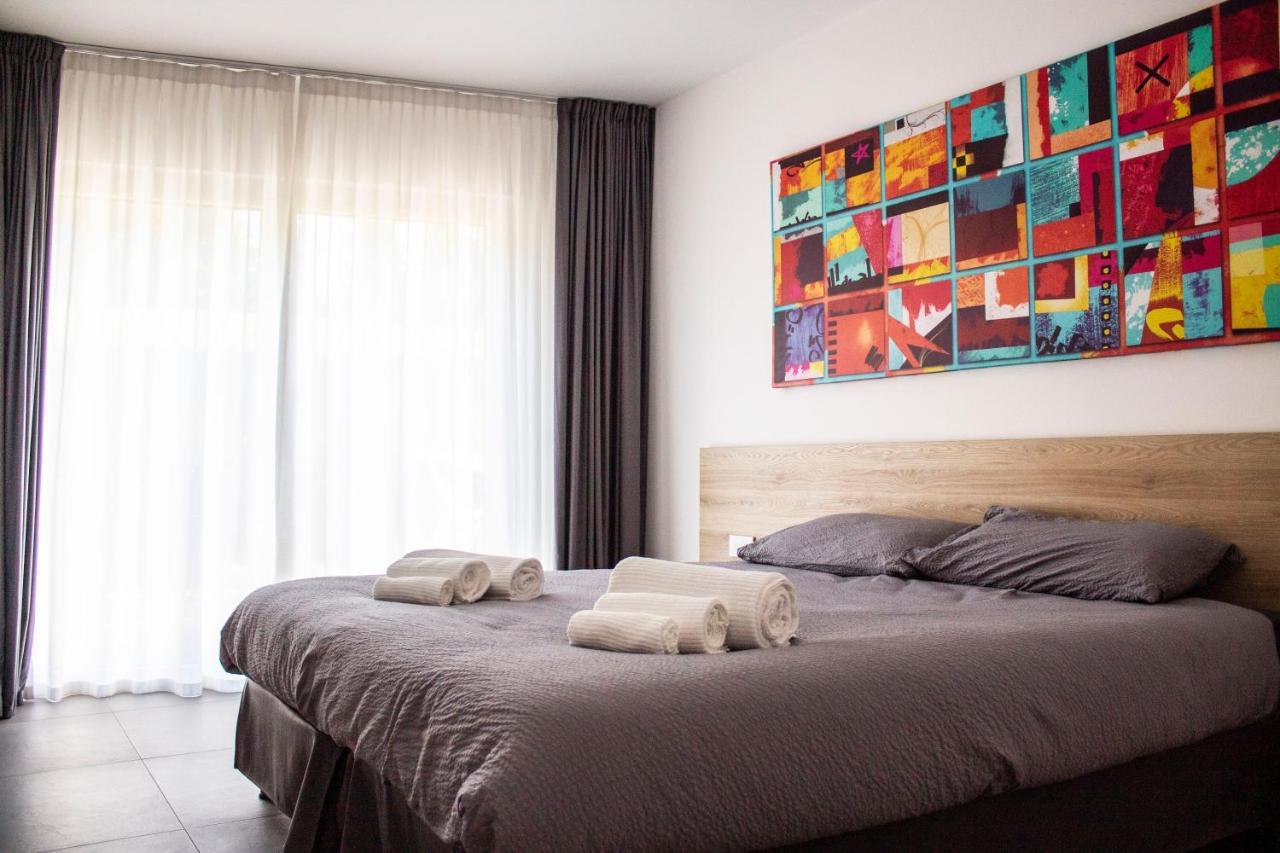 Residence Zangirolami - Luxury Garden And Balcony Apartments Riva del Garda Kültér fotó