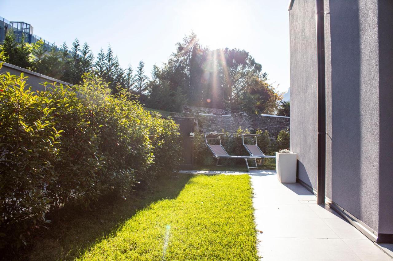 Residence Zangirolami - Luxury Garden And Balcony Apartments Riva del Garda Kültér fotó