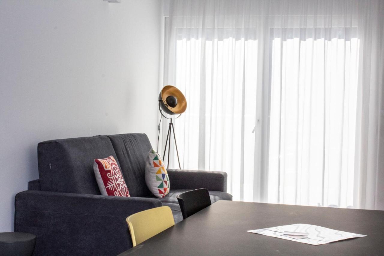 Residence Zangirolami - Luxury Garden And Balcony Apartments Riva del Garda Kültér fotó