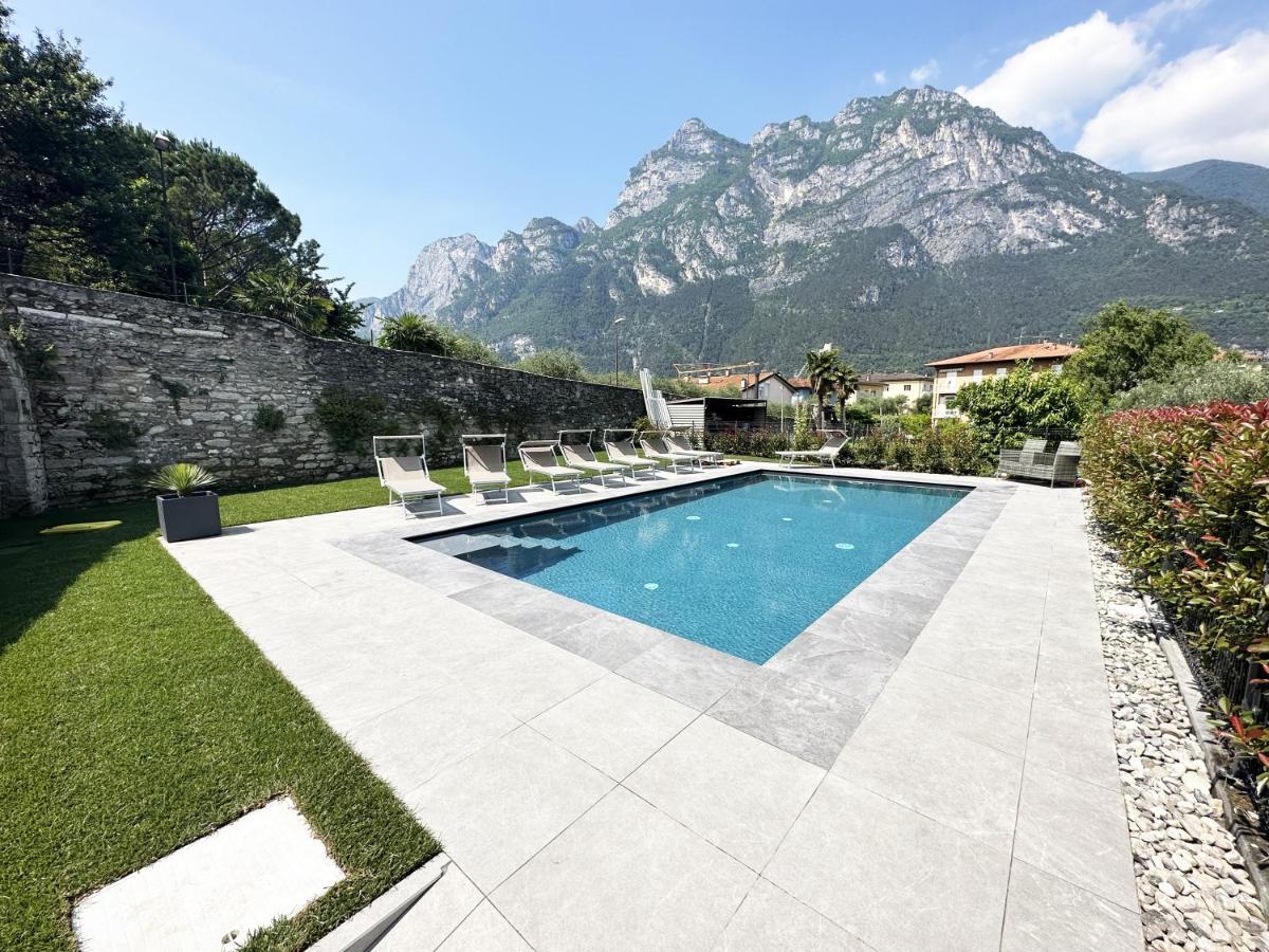 Residence Zangirolami - Luxury Garden And Balcony Apartments Riva del Garda Kültér fotó